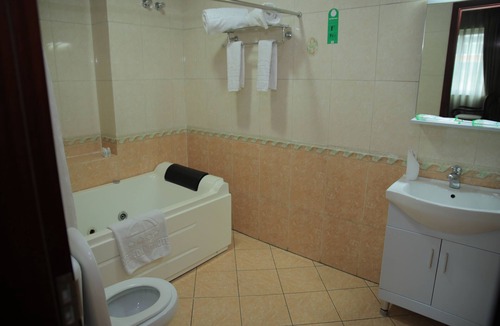 Yeka Hotel | Debredamo Hotel