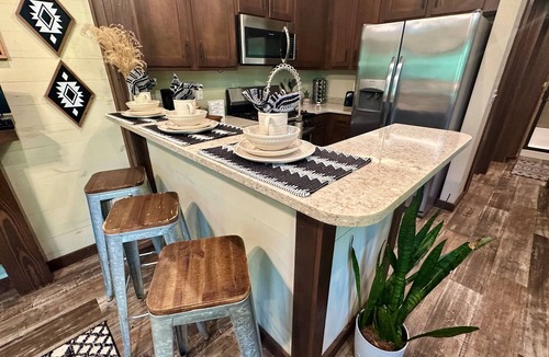 Monteagle Cabin | Deciduous Dreams in Deer Lick Falls