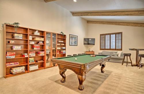 Pinetop House | Deck & Game Room: Spacious Pinetop Cabin!