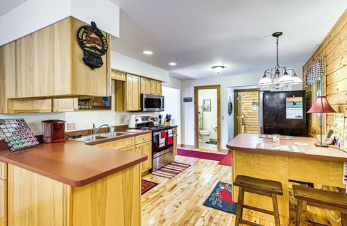 Mace Cabin | Deck & Mtn Views: Log Cabin By Snowshoe Mountain!