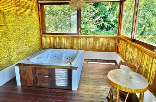 Picinguaba House | Deck Picinguaba Pousada