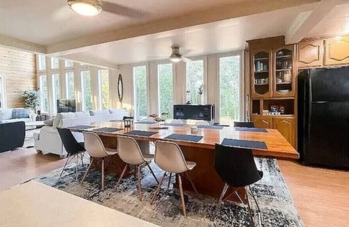 Park Hill House | Decked Out at Lake Tenkiller - 6 beds, 4 bedrooms