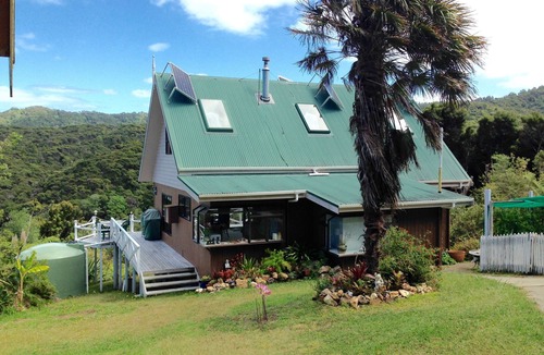 Whangaparapara Harbour House | Deep Blue Haven - Natures idyllic and peaceful summertime paradise