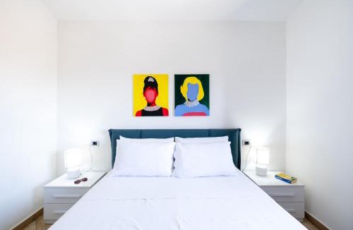 Arenella House | Deep Blue Sea