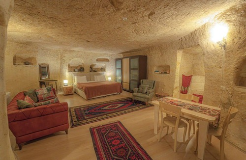 Mustafapasa House | Deep Cave House