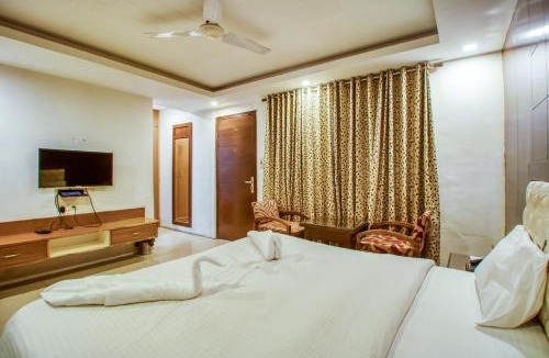 The Mall Road Hotel | Deep Hotel