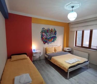 Tepebası Hostel | Deeps Hostel Eskişehir
