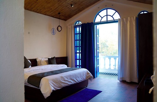 Bail Parao Resort | Deer Donna