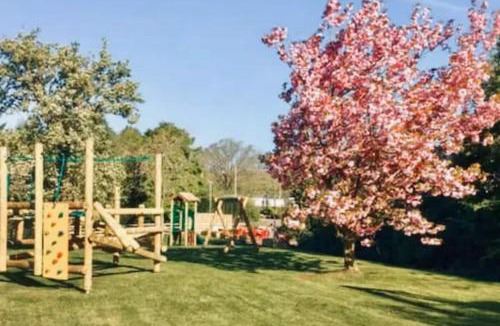 Hay-on-Wye House | Deer View Escape - 8 Berth Retreat - Malvern View Holiday Park