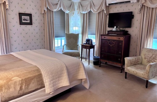 Deerfield Hotel | Deerfield Inn