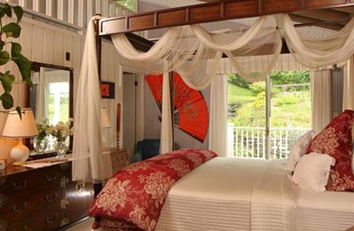 West Dover Bed & Breakfast | Deerhill Inn