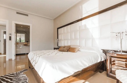 Downtown Squamish Apartment | Defne Gold Hotels