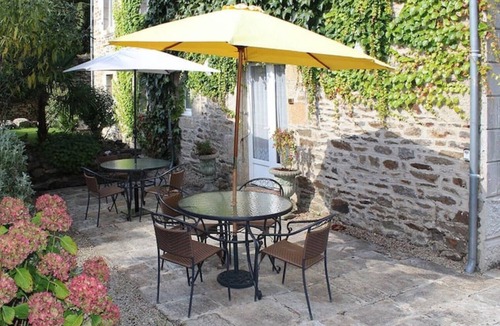 Lehon Apartment | Degas - Dinan, charming riverside apartment