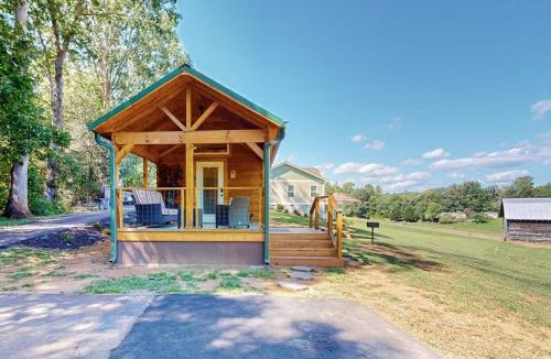 Mars Hill House | Deimos Cabin