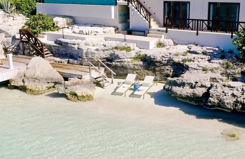 Ocean Point Villa | Deja Blu - Private Luxury Oceanfront Compound