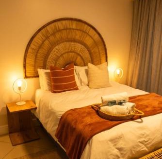 Rand Rifles House | Deja Blue Beachfront Villa, Newly renovated
