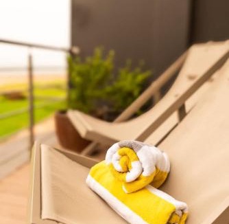 Rand Rifles House | Deja Blue Beachfront Villa, Newly renovated