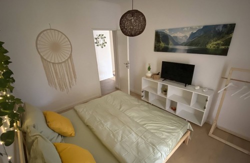 Timisoara Apartment | Dekan Forest Apartment No. 4 with private garden and forest view.