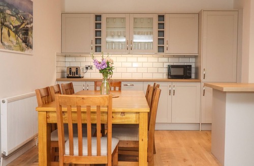 Bishop's Cleeve House | DELABERE ROAD, pet friendly, with a garden in Bishops Cleeve