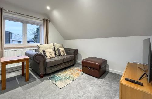 Treuddyn House | Delfryn
