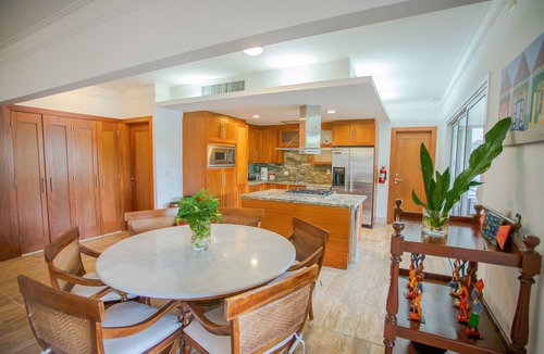 Portillo House | Delicate Garden View Apartment w/Pool-Beach Access in Las Terrenas