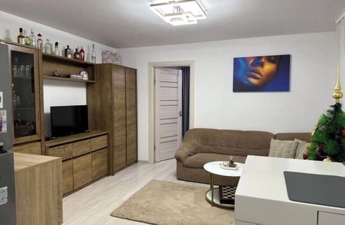 Campulung Moldovenesc Apartment | Delightful 2-bedroom apartment in Câmpulung Moldovenesc