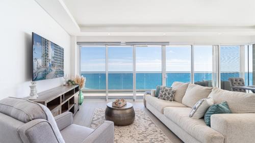 Backus House | Delightful 2 bedroom condo Encantame Towers Verano 705