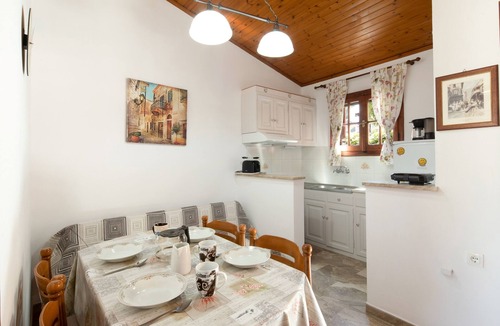 Agios Gordios Cottage | Delightful 2-bedroom cottage just minutes from the beach