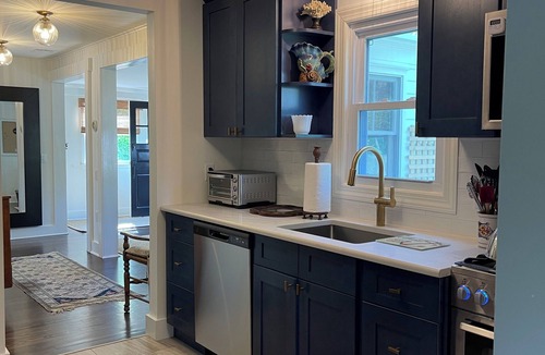 Rumson Cottage | Delightful 2 bedroom cottage tucked along one of Rumson's most desirable areas.