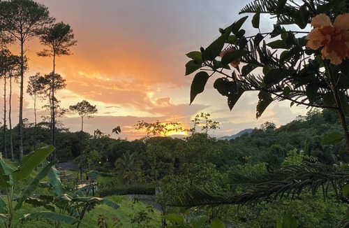 Constanza Cabin | Delightful 2-bedroom cabin in Jarabacoa perfect for nature lovers