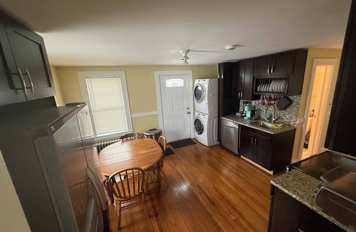 Middletown Apartment | Delightful 2-bedroom apartment with AC in Middletown