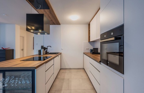 Boeblingen Apartment | Delightful 2 Room Apartment USM I Fireplace & Balcony I Panzer KaserneI Family