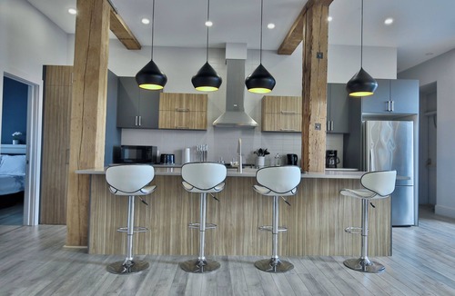 Ville-Marie Condo | Delightful 3-bedroom 3BA condo in Old Montréal including parking on premises