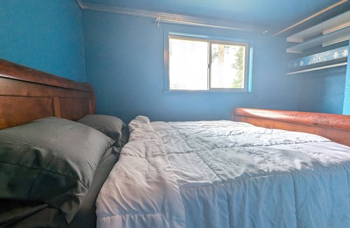 Lake Goodwin Bed & Breakfast | Delightful 4-bedroom bed & breakfast in charming Arlington