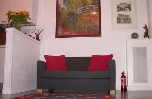 Vatican Apartment | Delightful apartment just steps from the Vatican and close to the subway
