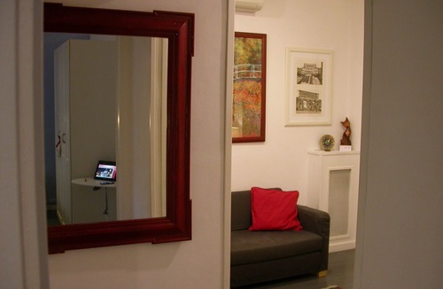 Vatican Apartment | Delightful apartment just steps from the Vatican and close to the subway