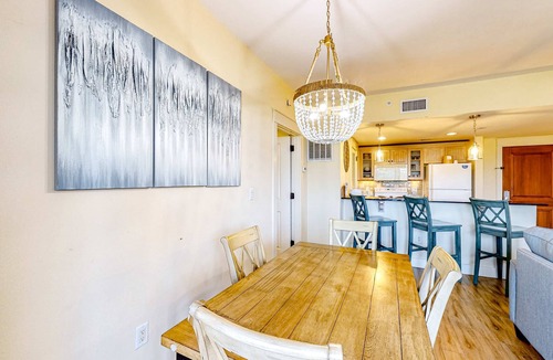 Baytowne Wharf Condo | Delightful condo with pools, hot tub, tennis court, grilling area