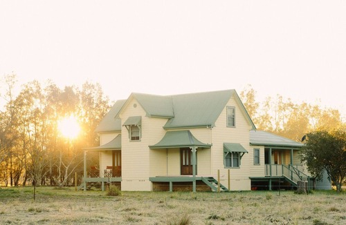 Mayers Flat House | Delightful Farm Property With Lakes Nearby and 20 Minutes to Seal Rocks