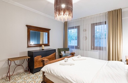 Uskudar Apartment | Delightful Flat with Bosphorus View in Kuzguncuk