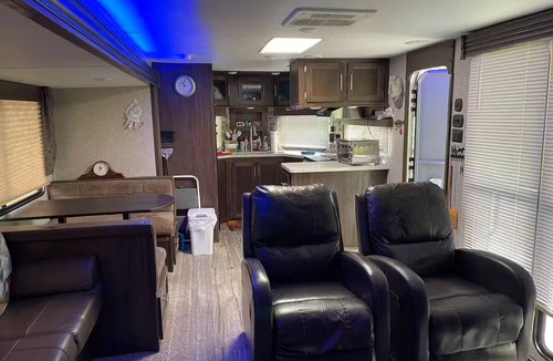Westford House | Delightful one bedroom RV with indoor fireplace