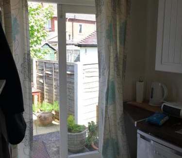Albrighton Apartment | Delightful studio apartment in pretty village of Albrighton