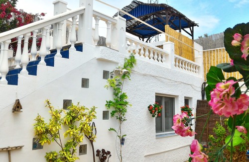 Canillas de Aceituno House | Delightful Studio 'Torre' w/Pool Views, sleeps 2, in country holiday complex