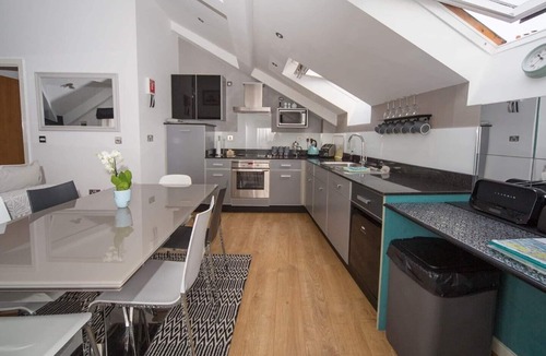 Harrogate City Centre Apartment | Delightful, stylish penthouse apartment in the heart of Harrogate
