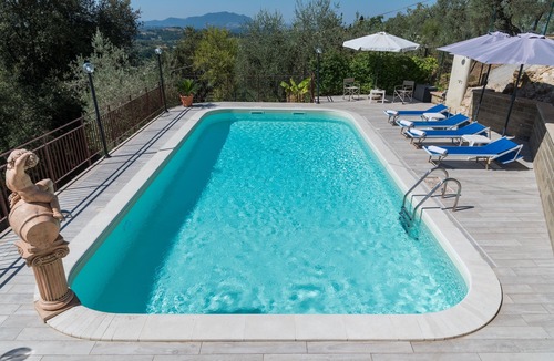 Montebuono Villa | Delightful Villa with Private Pool- 2 Km Umbria - 10 sleeping accommodations