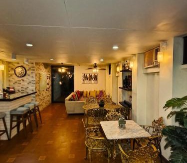 General Santos Bed & Breakfast | Delle Suites