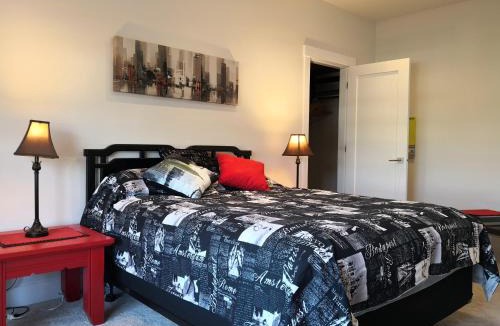 White Rock Bed & Breakfast | DELOVELY B&B