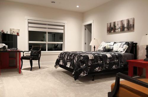 White Rock Bed & Breakfast | DELOVELY B&B