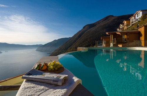 Parzanica Apartment | Delphi - Amazing Design Apartment with Lake View