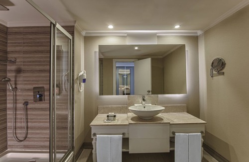 Kundu Hotel | Delphin Imperial