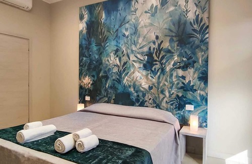 Selargius Apartment | Delphinium- Double bedroom with independent access in a strategic area